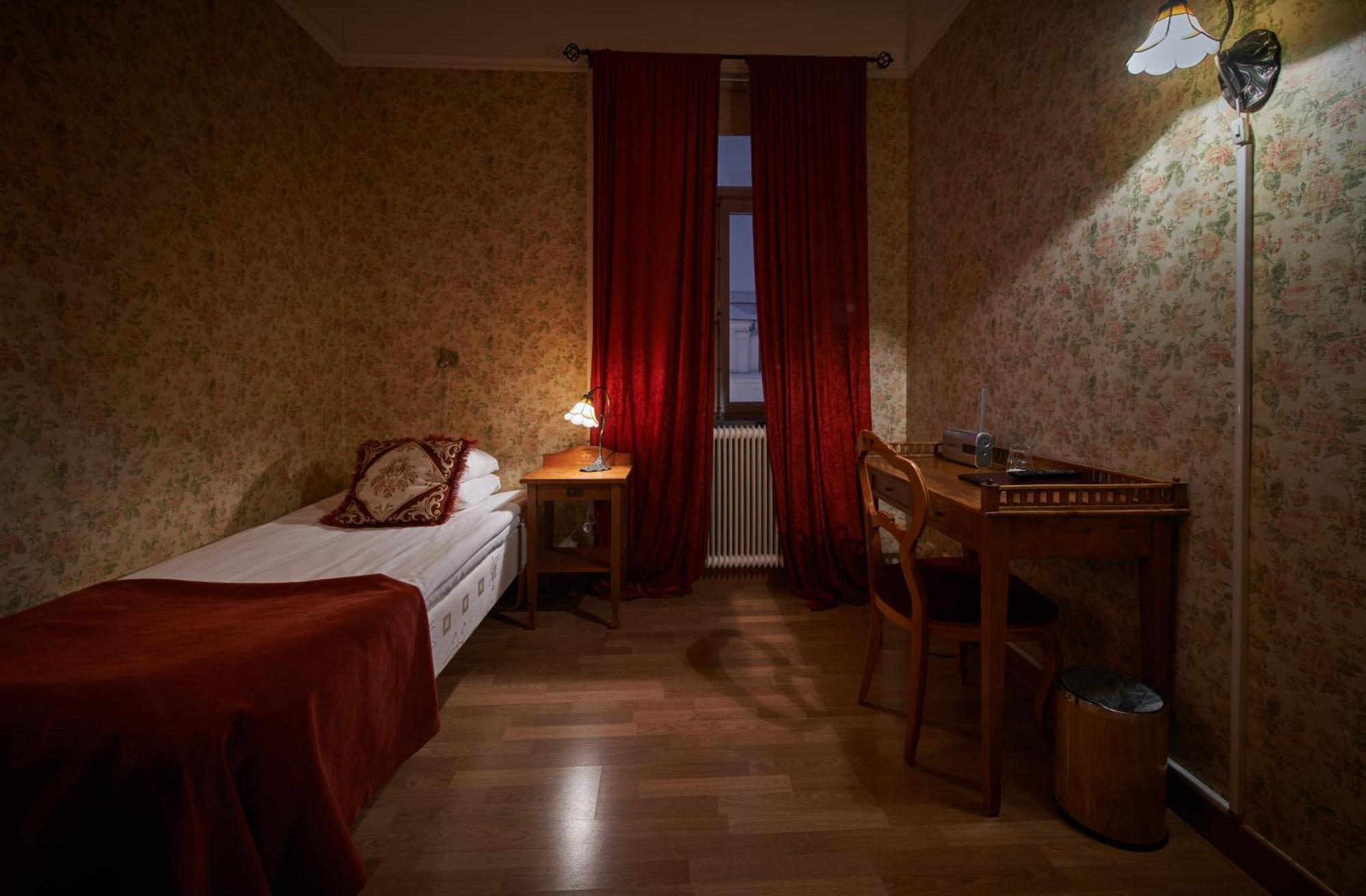 Hotell Lacko Lidköping Extérieur photo